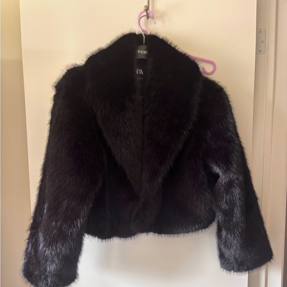 Never worn! Zara  Black Faux Fur Jacket